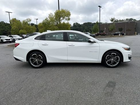 Used 2023 Chevrolet Malibu LT FWD image 2