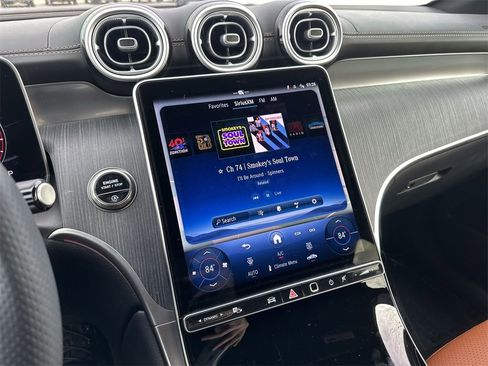 Used 2025 Mercedes-Benz GLC 300 GLC 300 image 16