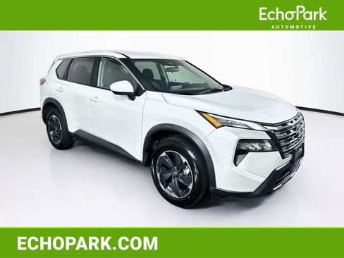 Used 2024 Nissan Rogue SV FWD image 1