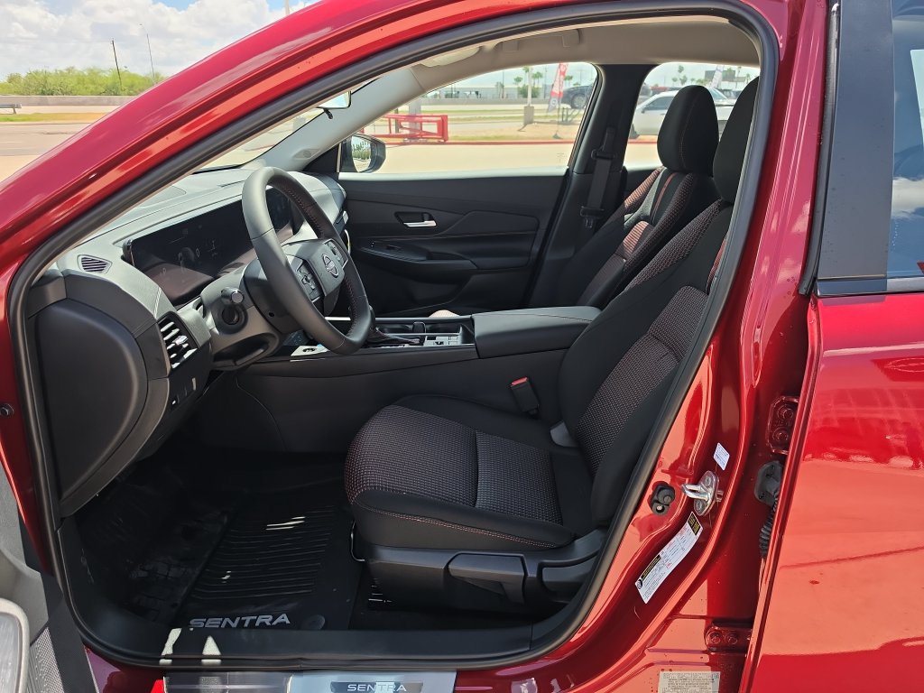 New 2027 Nissan Sentra SR w/ Floor Mat Package FWD image 24