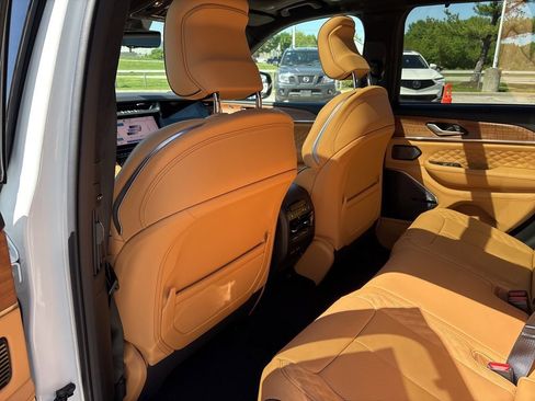 New 2026 Jeep Grand Cherokee Summit AWD/4WD image 41
