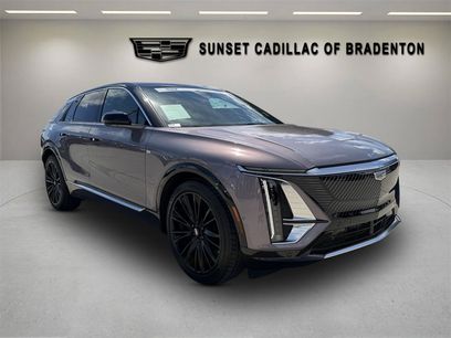 Certified 2026 Cadillac Lyriq Signature Luxury w/ LPO, Blue Accent Package