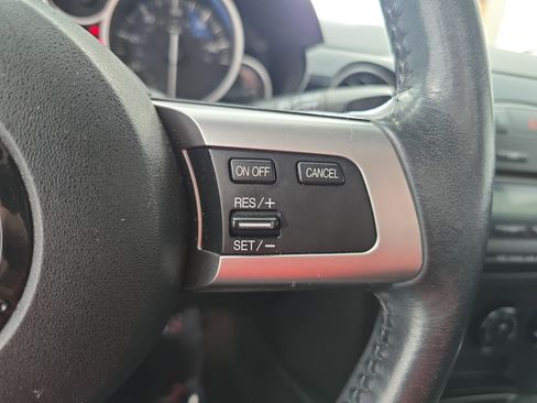 Used 2007 MAZDA MX-5 Miata Sport w/ Appearance Pkg image 14