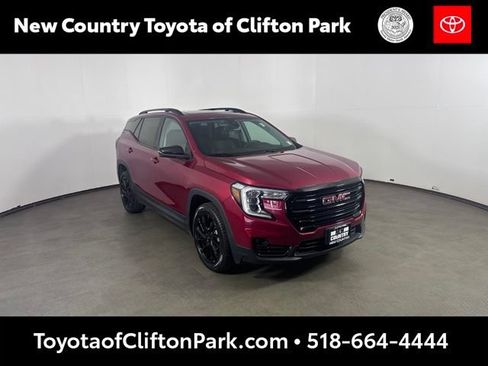 Used 2024 GMC Terrain SLT w/ Elevation Edition AWD/4WD image 1