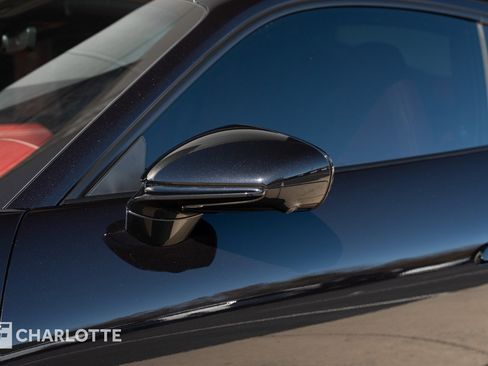 Used 2025 Porsche 911 Carrera image 9