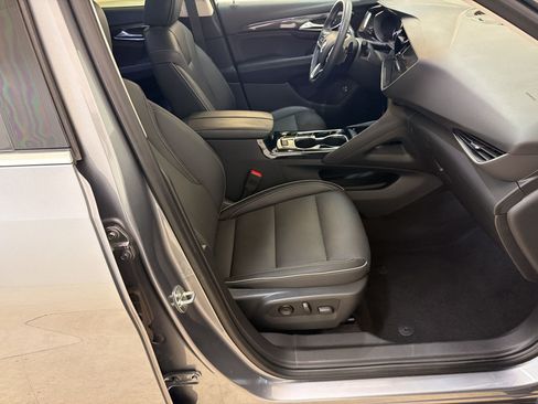 Used 2021 Buick Envision Essence AWD/4WD image 22
