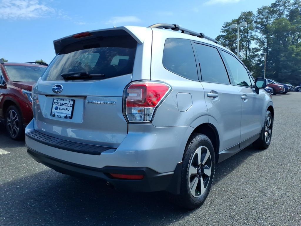 Used 2018 Subaru Forester 2.5i Premium AWD/4WD image 18