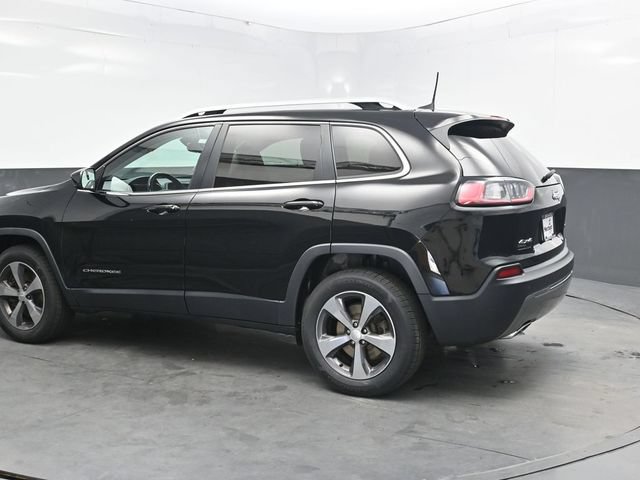 Used 2019 Jeep Cherokee Limited AWD/4WD image 4