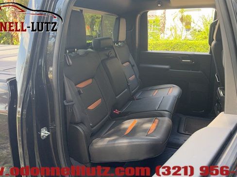 Used 2025 GMC Sierra 2500 AT4 w/ AT4 Premium Plus Package AWD/4WD image 11