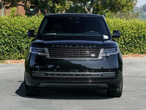 Used 2026 Land Rover Range Rover Long Wheelbase SE AWD/4WD image 27