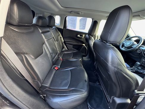 Certified 2019 Jeep Compass Limited image 34