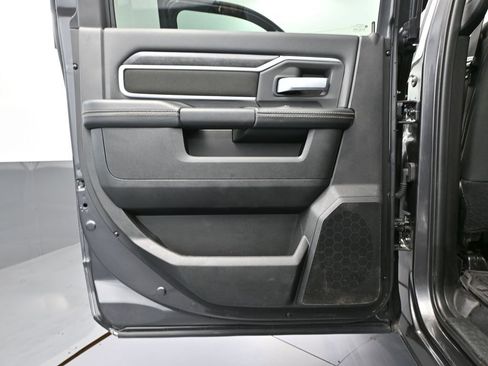 Used 2024 RAM 2500 Big Horn w/ Night Edition image 41