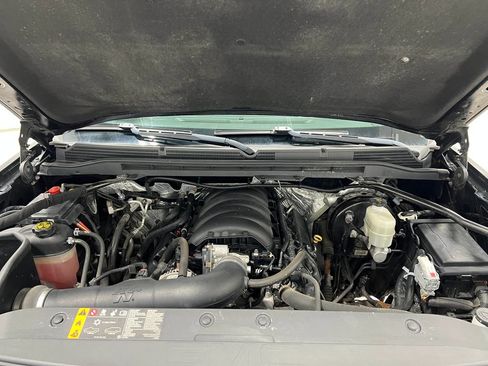 Used 2018 GMC Sierra 1500 SLT AWD/4WD image 29