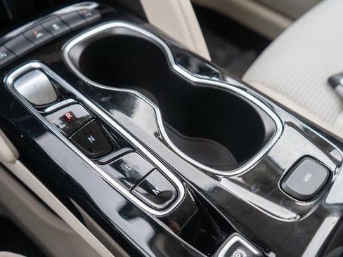 Used 2023 Buick Envision Preferred FWD image 32