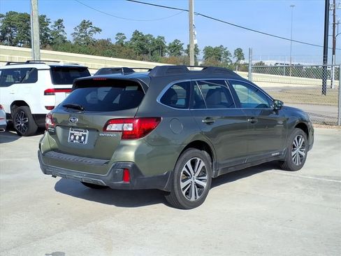 Used 2018 Subaru Outback 2.5i Limited image 7