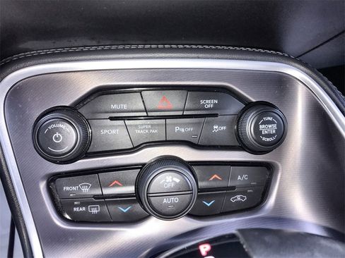 Used 2020 Dodge Challenger R/T w/ Plus Package image 18