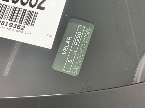 Used 2026 Land Rover Range Rover Velar S image 31