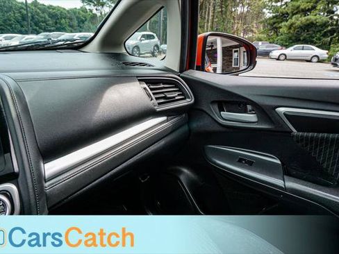 Used 2018 Honda Fit EX image 29