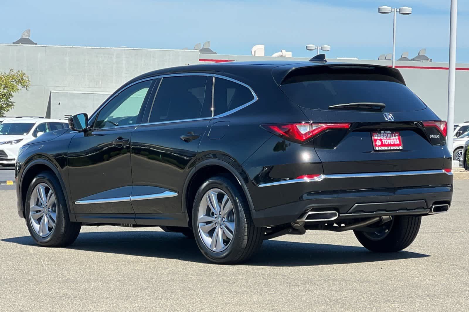 Used 2024 Acura MDX FWD image 7
