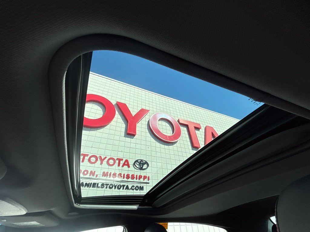 Used 2020 Toyota Avalon TRD FWD image 18