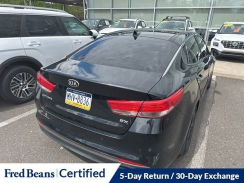 Used 2018 Kia Optima EX w/ Premium Package FWD image 9
