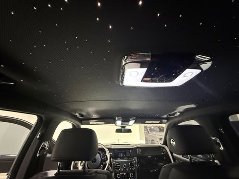 Used 2023 Rolls-Royce Cullinan image 64