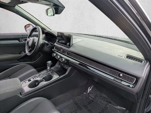 Used 2023 Honda Civic Sport image 18