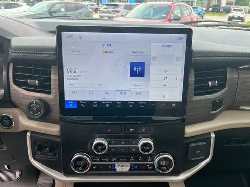 Used 2023 Ford Expedition Max Limited AWD/4WD image 22