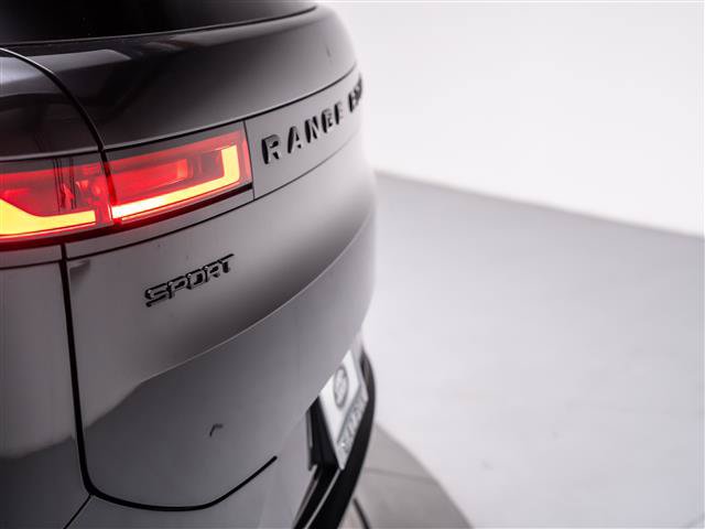 New 2027 Land Rover Range Rover Sport Dynamic SE AWD/4WD image 30