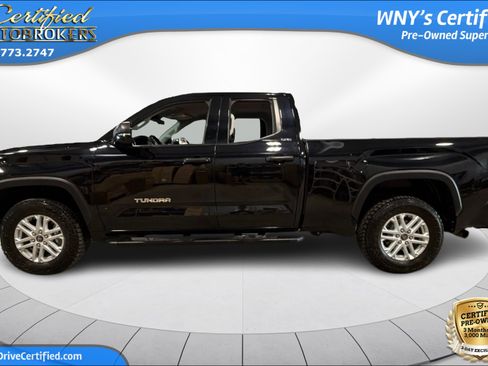 Used 2022 Toyota Tundra SR5 AWD/4WD image 9