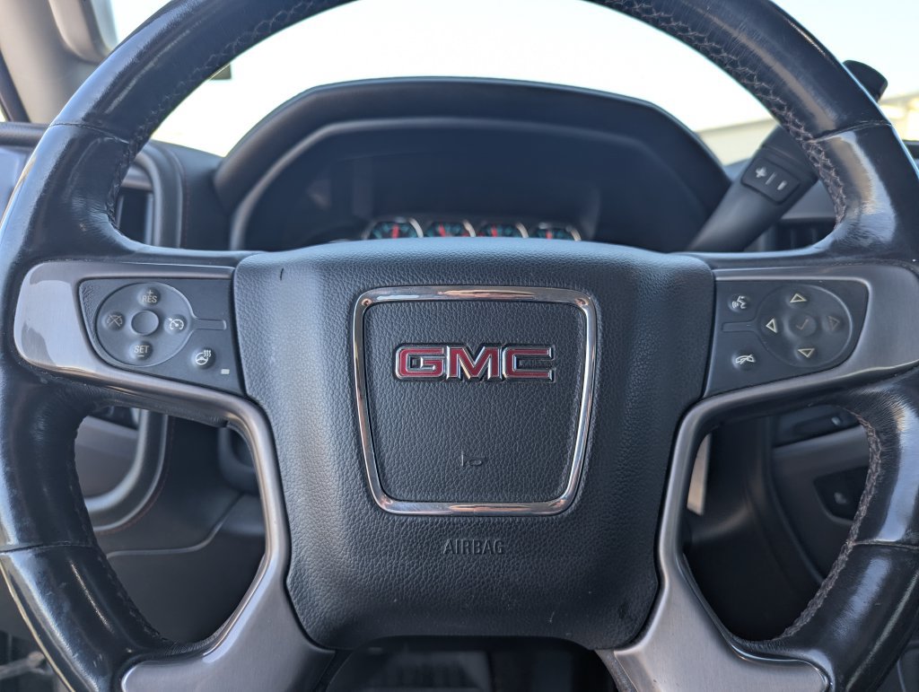 Used 2017 GMC Sierra 2500 SLT w/ All Terrain HD Package AWD/4WD image 20