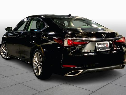 Used 2019 Lexus ES 350 w/ Luxury Package image 11