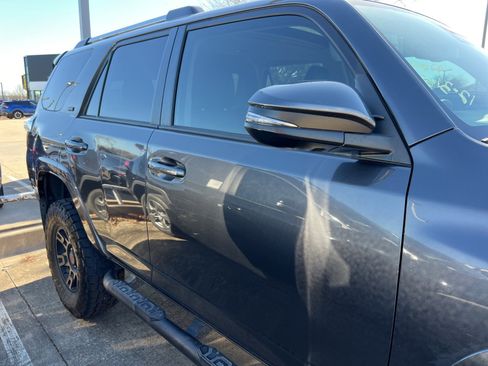 Used 2022 Toyota 4Runner SR5 Premium image 5