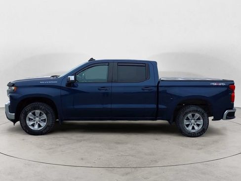 Used 2020 Chevrolet Silverado 1500 LT AWD/4WD image 2