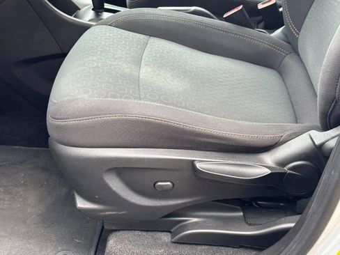 Used 2020 Chevrolet Trax LS image 22