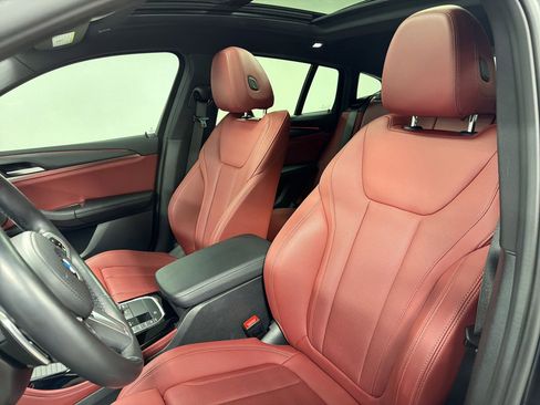 Certified 2024 BMW X4 xDrive30i w/ Premium Package image 21