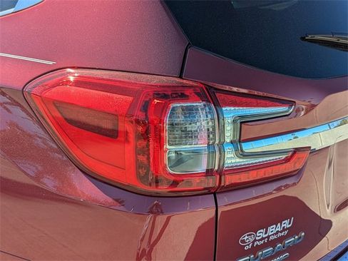 Certified 2024 Subaru Ascent Limited w/ Technology Package image 9