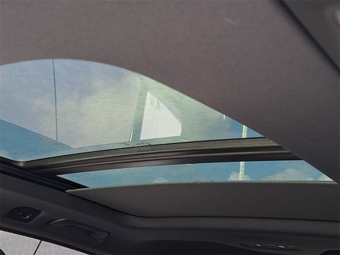 New 2026 Audi Q8 Premium Plus image 16