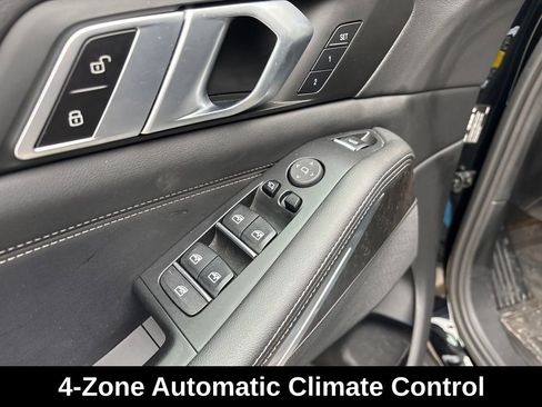 Used 2023 BMW X5 xDrive40i w/ Premium Package image 14