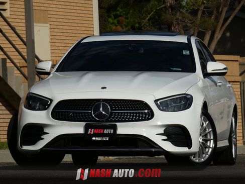 Used 2022 Mercedes-Benz E 350 Sedan image 4