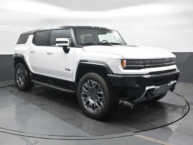 Used 2025 GMC Hummer EV 3X w/ LPO, Cargo Utility Package AWD/4WD image 44