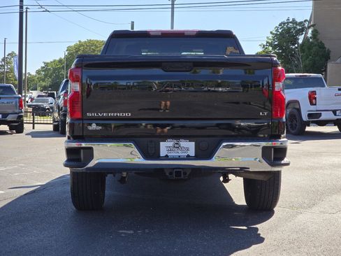 Used 2022 Chevrolet Silverado 1500 LT AWD/4WD image 22