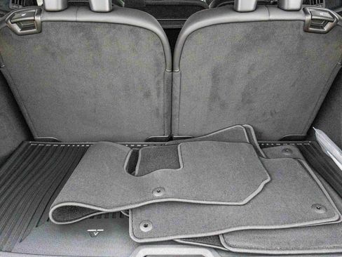 New 2026 Volvo XC90 B6 Ultra w/ Lounge Package image 26