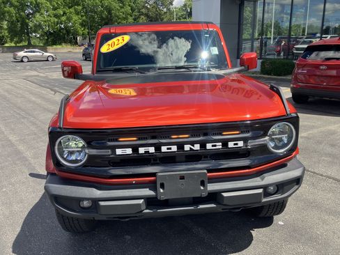 Certified 2023 Ford Bronco Outer Banks AWD/4WD image 2