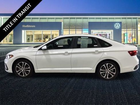 Used 2026 Volkswagen Jetta Sport FWD image 2