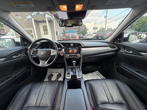 Used 2016 Honda Civic Touring image 24
