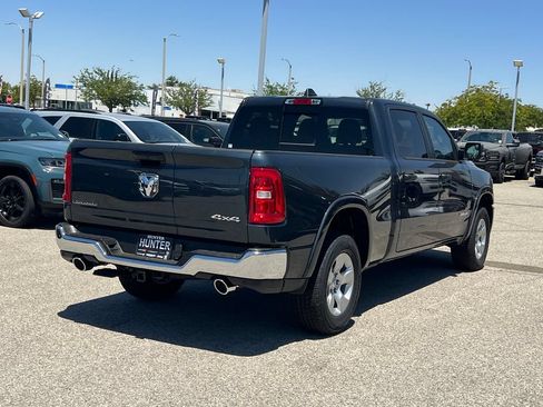 New 2026 RAM 1500 Big Horn AWD/4WD image 7