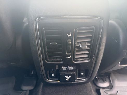 Used 2014 Dodge Durango Citadel w/ Technology Group AWD/4WD image 36
