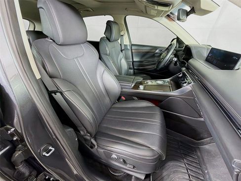 Used 2021 Genesis GV80 3.5T image 28