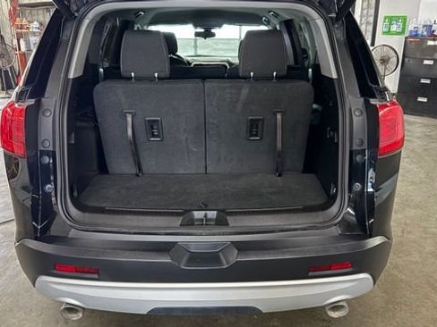 Used 2017 GMC Acadia SLE AWD/4WD image 32
